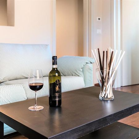 פיזה Hostly - La Pera Suite Apartment - 2 Bedrooms, Full Center מראה חיצוני תמונה