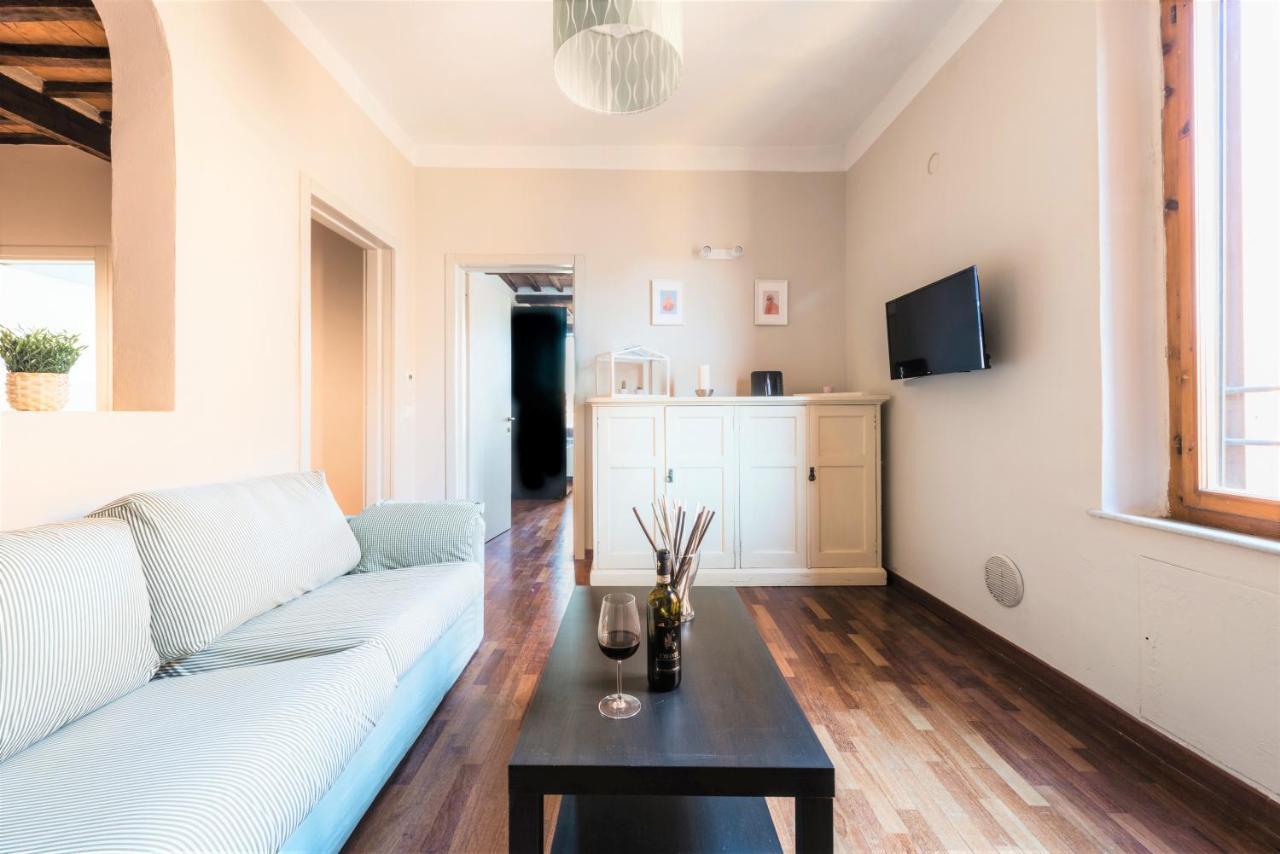 פיזה Hostly - La Pera Suite Apartment - 2 Bedrooms, Full Center מראה חיצוני תמונה