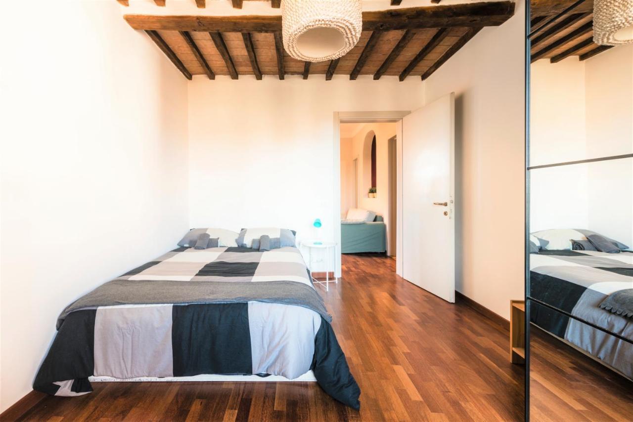 פיזה Hostly - La Pera Suite Apartment - 2 Bedrooms, Full Center מראה חיצוני תמונה